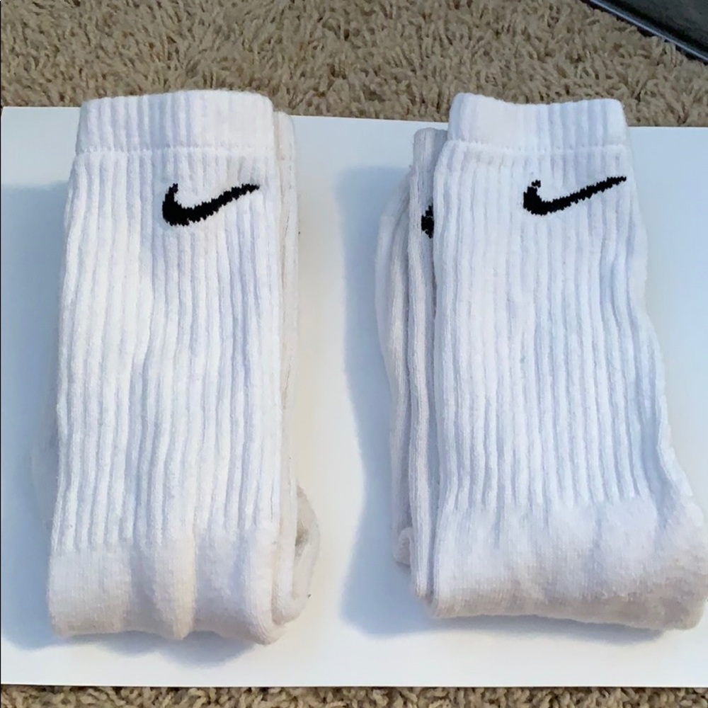 Nike bundle - Picture 6 of 6